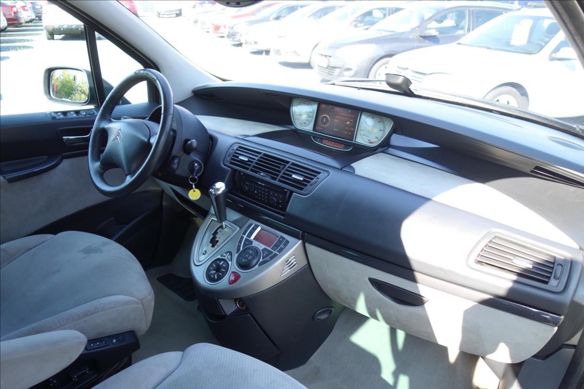 Citroën C8