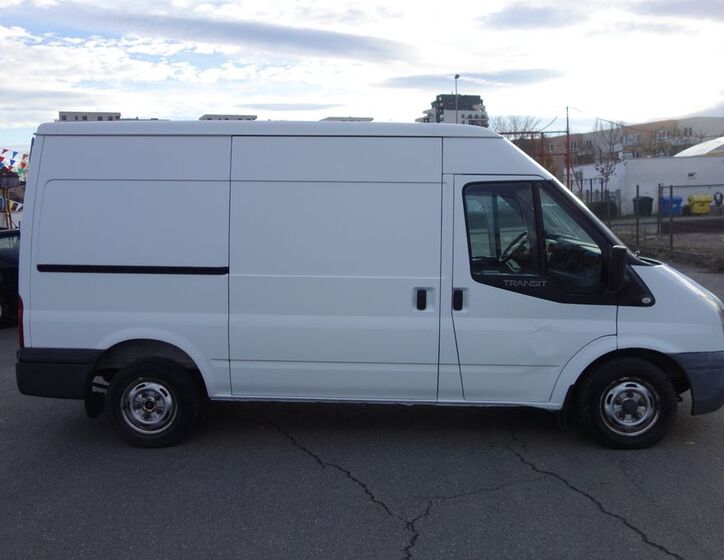 Ford Transit 17
