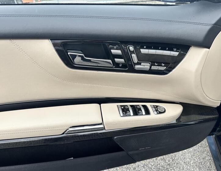 Mercedes-Benz CL 11
