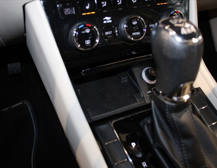 Škoda Superb 24
