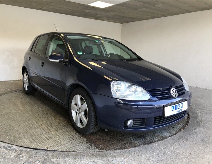 Volkswagen Golf 1