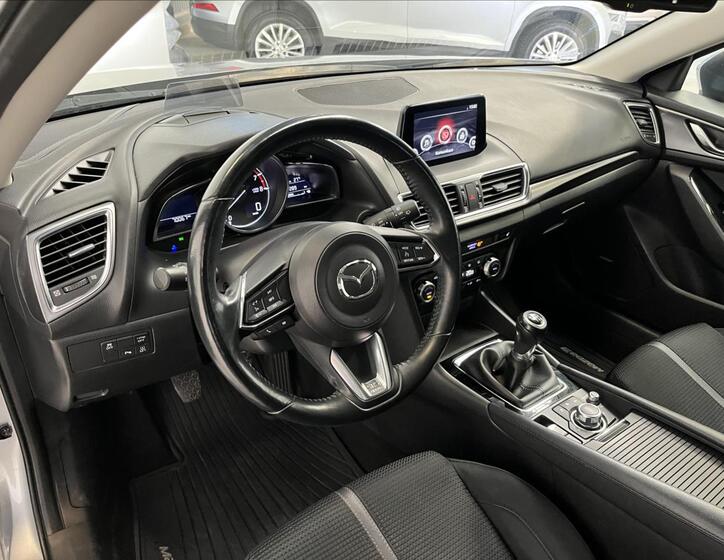 Mazda 3 6