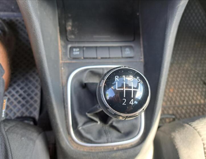 Volkswagen Golf 27
