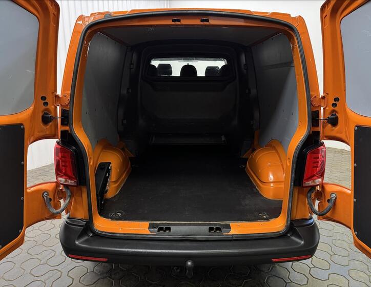 Volkswagen Transporter 23
