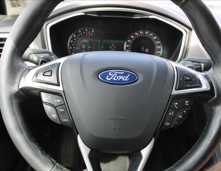 Ford Mondeo 24