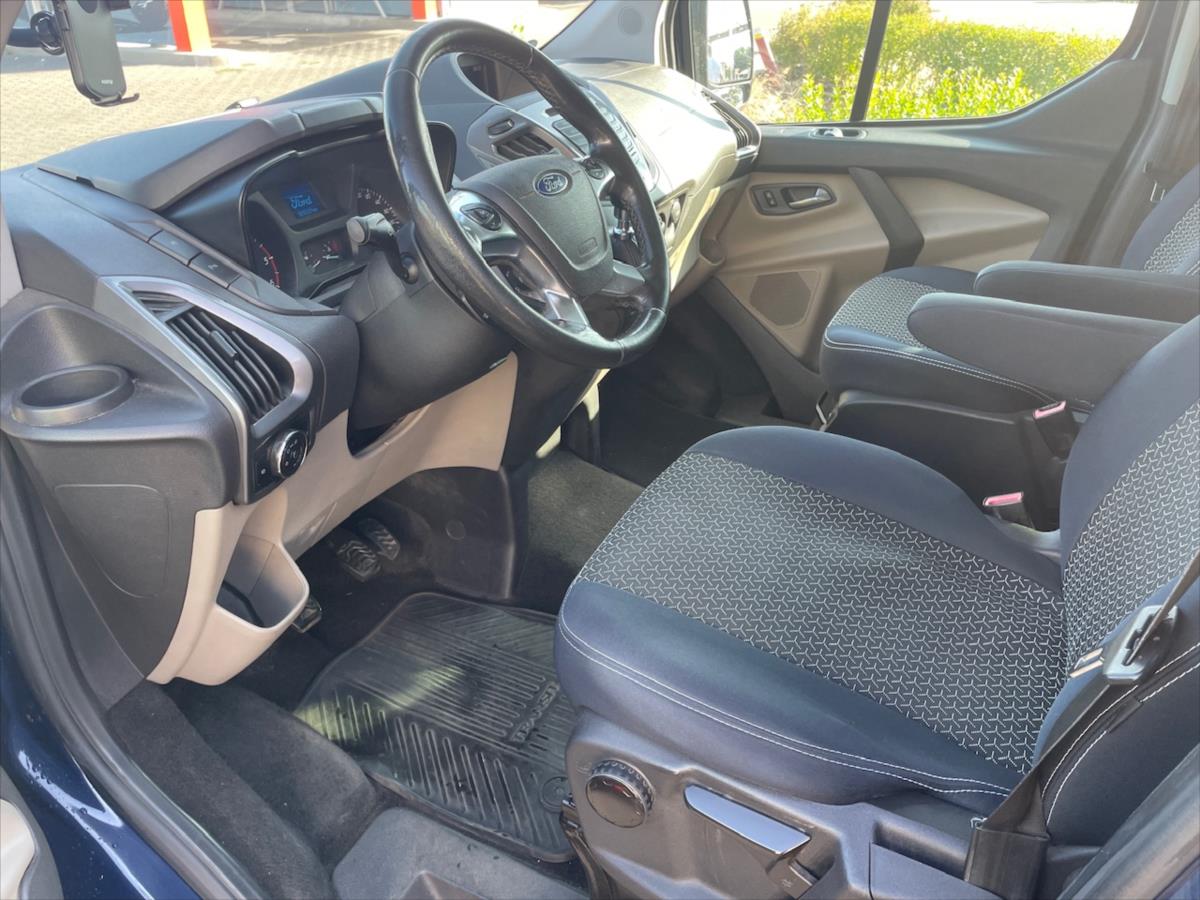 Ford Tourneo Custom