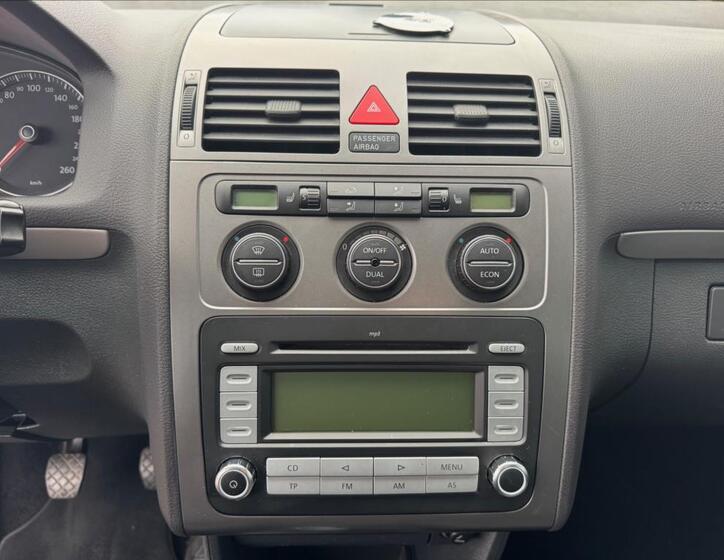 Volkswagen Touran 15