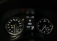 Mercedes-Benz Vito 18