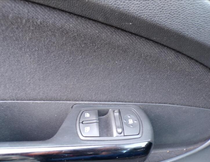Opel Corsa 10