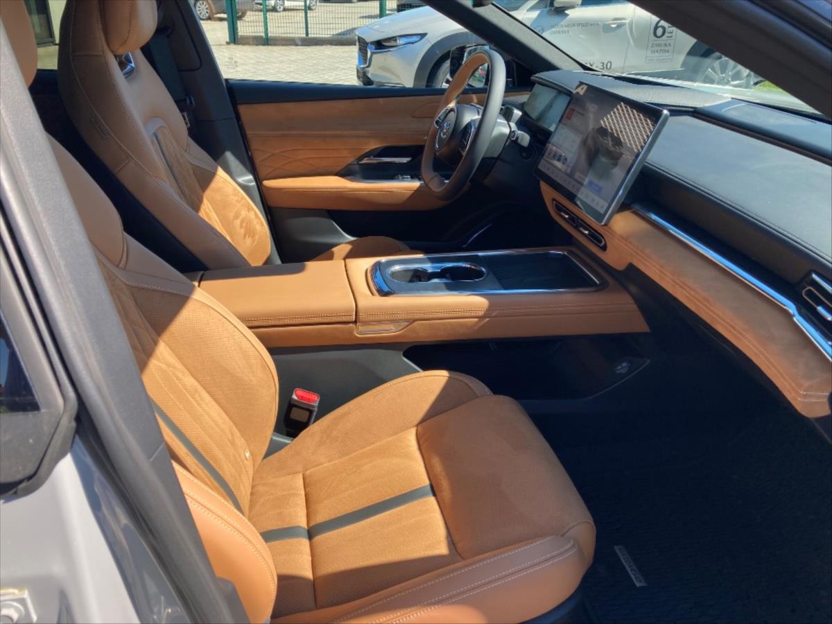 Mazda 6e