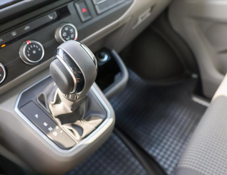 Volkswagen Transporter 26