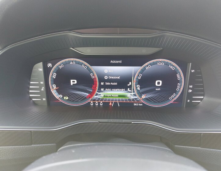 Škoda Superb 14