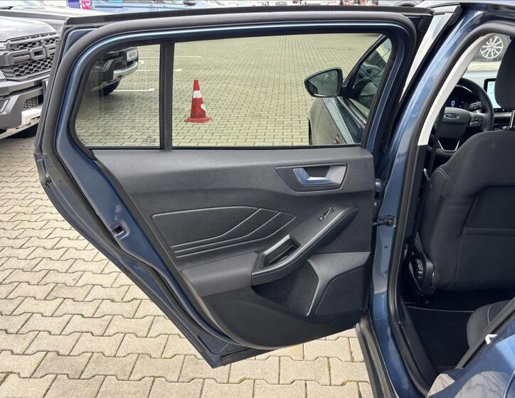 Ford Focus 14