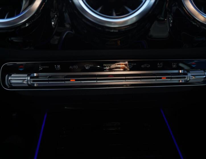 Mercedes-Benz GLA 19