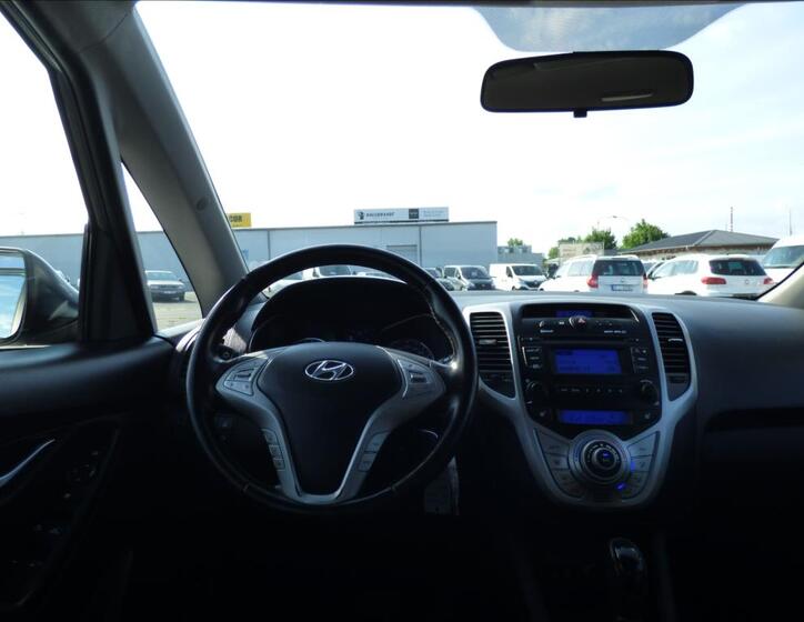 Hyundai ix20 12