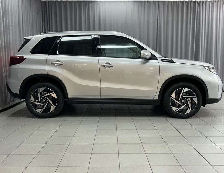Suzuki Vitara 4
