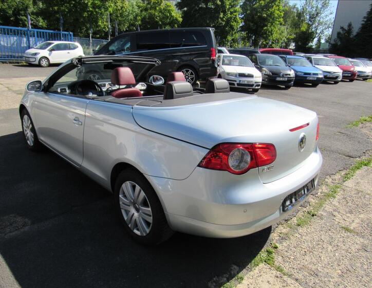 Volkswagen EOS 6