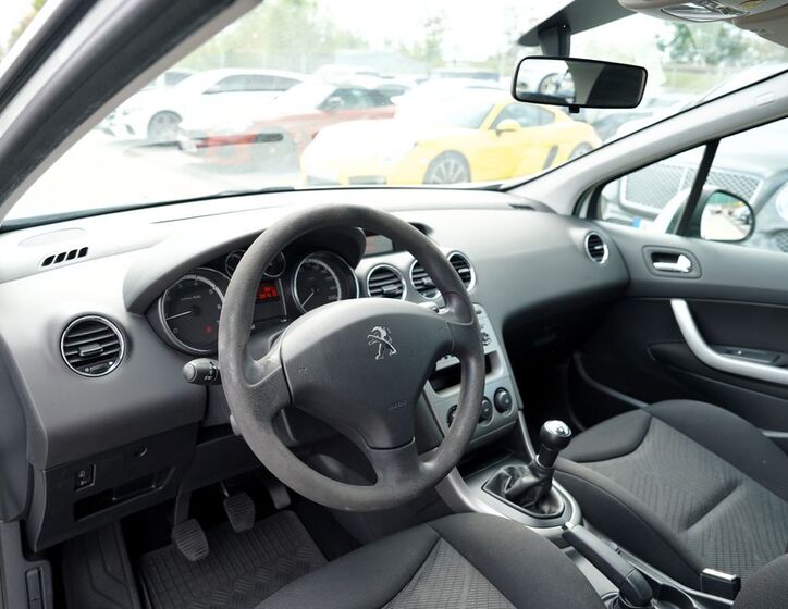 Peugeot 308 23