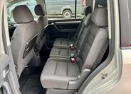 Volkswagen Touran 12