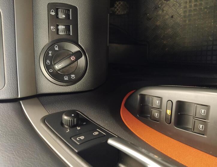 Volkswagen Touran 18