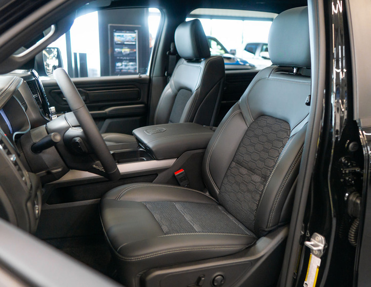 Dodge RAM 11