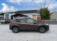 Peugeot 2008 8