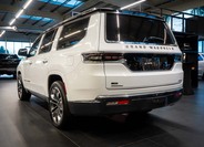Jeep Grand Wagoneer 3