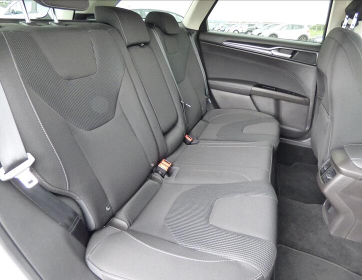 Ford Mondeo 56