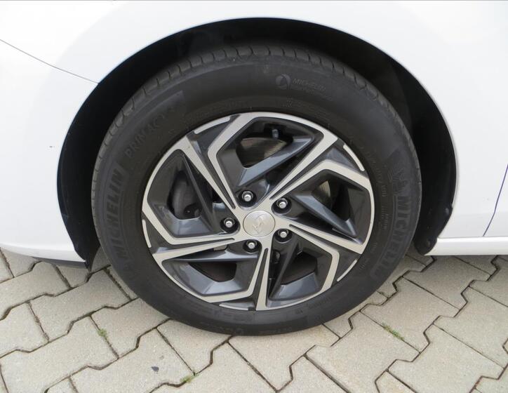 Hyundai i30 10