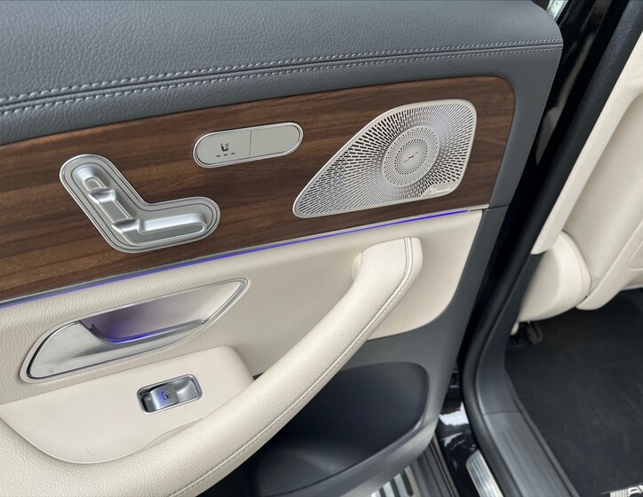 Mercedes-Benz GLS 16