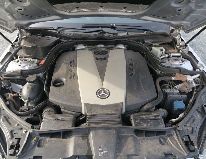 Mercedes-Benz Třídy E 32