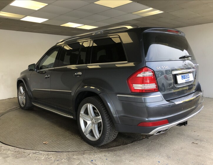 Mercedes-Benz GL 5