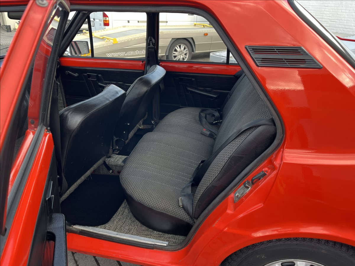 Škoda 105