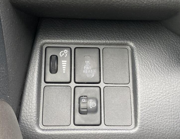Toyota RAV4 28