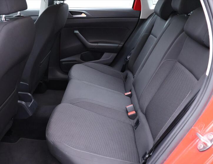 Volkswagen Polo 16
