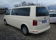 Volkswagen Caravelle 6