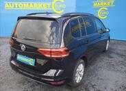 Volkswagen Touran 4