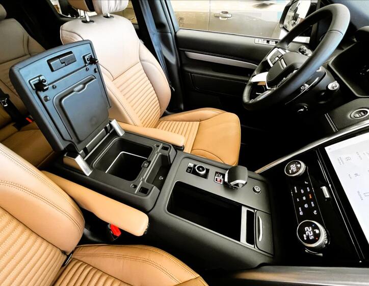 Land Rover Discovery 38