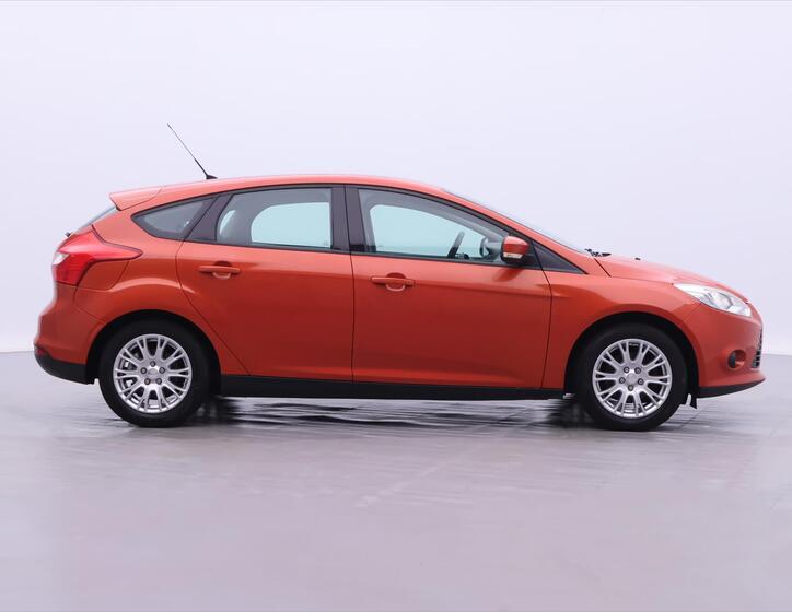 Ford Focus 8