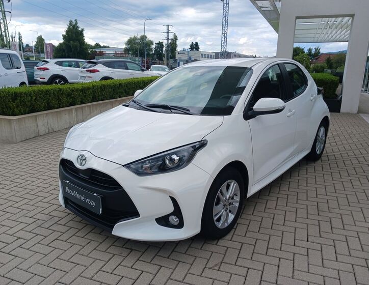 Toyota Yaris 2