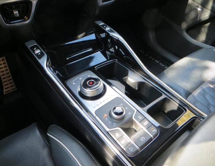 KIA Sorento 16