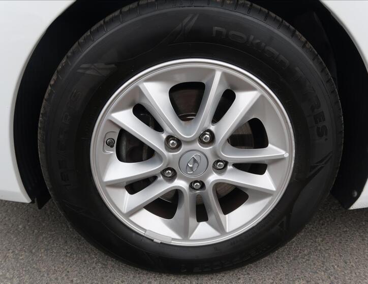Hyundai i30 22