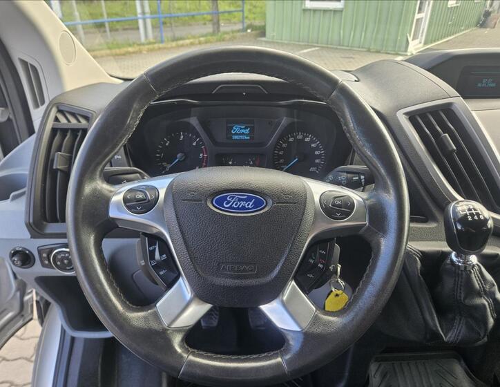 Ford Transit 14