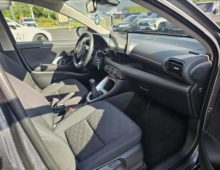 Toyota Yaris 11