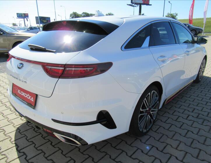 KIA ProCeed 6