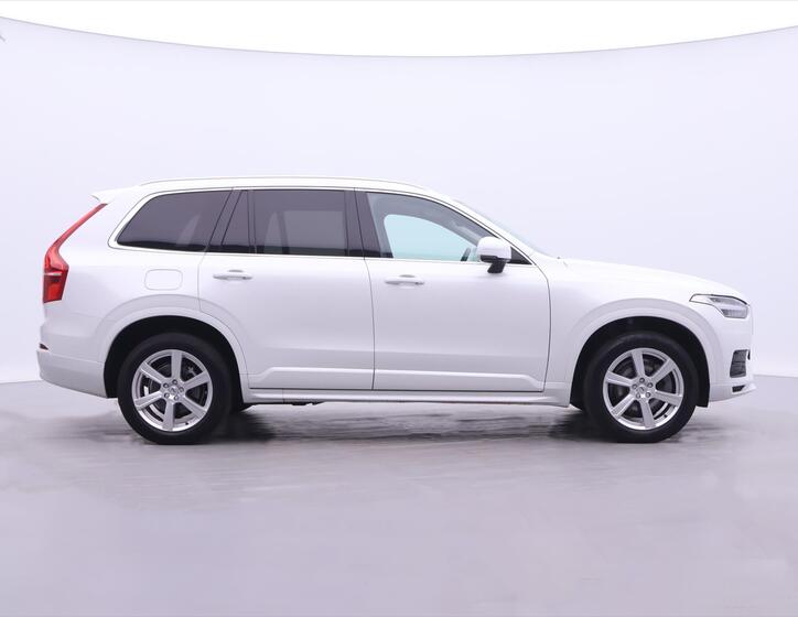 Volvo XC90 8