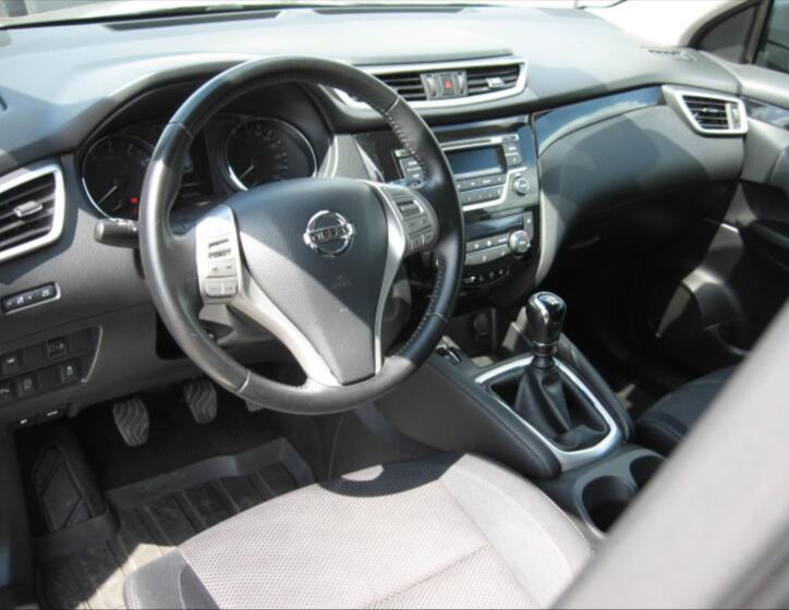 Nissan Qashqai 15