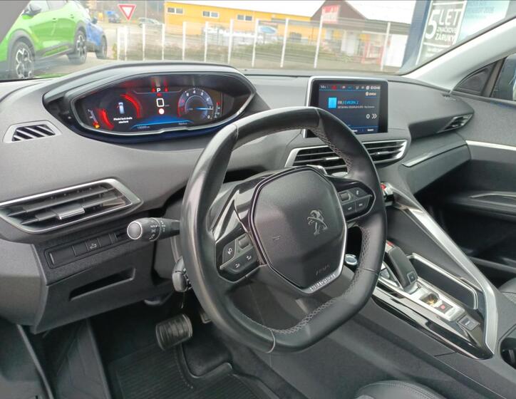 Peugeot 5008 13