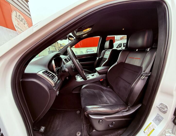 Jeep Grand Cherokee 18