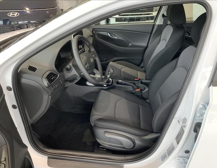Hyundai i30 19